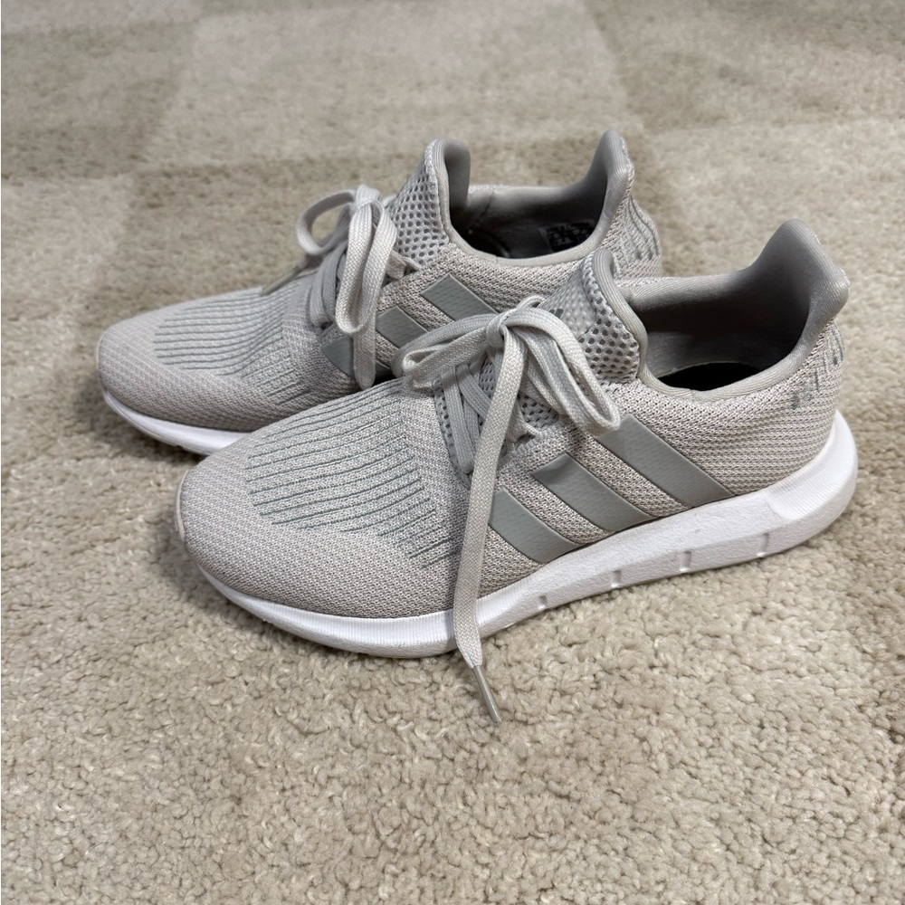 Adidas swift run 1.0